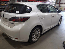 Load image into Gallery viewer, SPEEDOMETER CLUSTER Lexus CT200H 2011 11 2012 12 - NW655006
