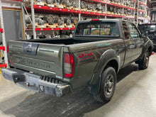 Load image into Gallery viewer, THROTTLE BODY Frontier Xterra 99 00 01 02 03 04 Auto - NW660289
