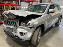 Load image into Gallery viewer, FRONT DRIVE SHAFT Dodge Durango Jeep Grand Cherokee 2011-2020 - NW663888
