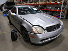 Load image into Gallery viewer, SPEEDOMETER CLUSTER 230 SLK SLK230 1999 99 2000 00 - NW667744
