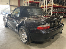 Load image into Gallery viewer, MANUAL TRANSMISSION BMW 328i 328ic 328is 528i M3 Z3 1995-2000 - NW675304
