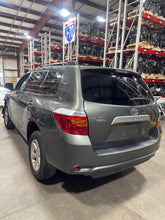 Load image into Gallery viewer, TRANSMISSION Toyota Highlander Venza 2009-2018 FWD VIN A - NW676576
