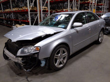 Load image into Gallery viewer, AC COMPRESSOR Audi A4 2005 05 2006 06 - NW678582
