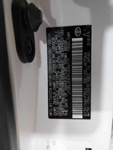 Load image into Gallery viewer, AC A/C AIR CONDITIONING COMPRESSOR Corolla Matrix 09 10 - NW681679
