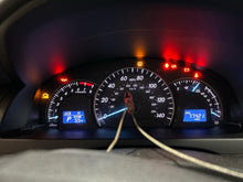 Load image into Gallery viewer, SPEEDOMETER CLUSTER Toyota Camry 2015 15 2016 16 2017 17 - NW697905
