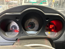Load image into Gallery viewer, SPEEDOMETER CLUSTER Nissan Frontier Xterra 2004 04 - NW705406
