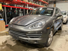 Load image into Gallery viewer, ABS ANTI-LOCK BRAKE PUMP Porsche Cayenne 2011 11 2012 12 - NW710944
