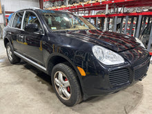Load image into Gallery viewer, SPEEDOMETER CLUSTER Porsche Cayenne 2005 05 2006 06 - NW714299
