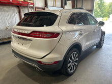 Load image into Gallery viewer, Computer Lincoln MKC 2019 - NW765370

