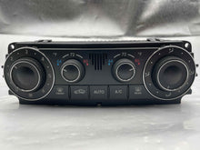 Load image into Gallery viewer, Front Fender Ford Explorer 2011 - NW432291
