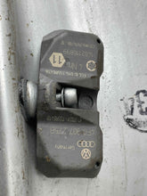 Load image into Gallery viewer, WHEEL RIM A4 A6 S4 2005-2011 18x8 ALLOY - NW436832
