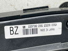 Load image into Gallery viewer, Temperature Controls Buick Regal 2013 - NW521853
