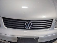 Load image into Gallery viewer, GRILL Passat 1998 98 1999 99 2000 00 2001 01 Upper - NW339257
