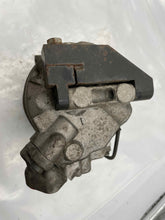 Load image into Gallery viewer, AC COMPRESSOR BMW 745I 750I 760I 02 03 04 05 06 07 08 - NW42290
