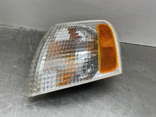Load image into Gallery viewer, PARKLAMP Volkswagen Passat 1998 98 1999 99 2000 00 2001 01 Right - NW339197

