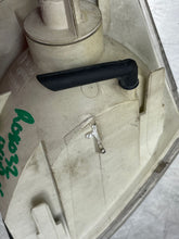 Load image into Gallery viewer, PARKLAMP Volkswagen Passat 1998 98 1999 99 2000 00 2001 01 Right - NW339197
