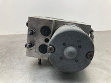 Load image into Gallery viewer, ABS PUMP Passat 1999 99 2000 00 2001 01 - NW338875
