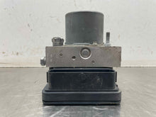 Load image into Gallery viewer, ABS Pump  CT6 2017 - NW517663
