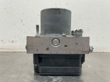 Load image into Gallery viewer, ABS Pump  CT6 2017 - NW517663
