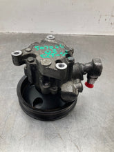 Load image into Gallery viewer, POWER STEERING PUMP C240 CLK320 01 02 03 04 05 - NW440684
