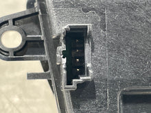 Load image into Gallery viewer, FRONT TEMPERATURE CONTROLS 228I 320i 328D 328i 328I GT 335i 335i 14-16 - NW339261
