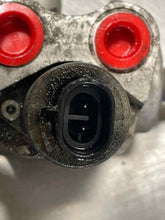 Load image into Gallery viewer, Steering Gear Rack   2006 - NW339558
