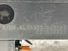 Load image into Gallery viewer, REMOTE CD CHANGER C230 C240 C280 C32 C320 C350 C55 CL500 CL55 03-07 - NW138983
