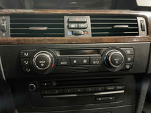Load image into Gallery viewer, TEMPERATURE CONTROLS BMW 328i 335i 07 08 09 10 - NW522307
