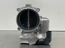 Load image into Gallery viewer, THROTTLE BODY Volkswagen Pasat CC Touareg Q7 2007 07 2008 08 09 10 11 12 - NW522538
