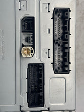 Load image into Gallery viewer, Radio Dodge Charger 2013 - NW443599
