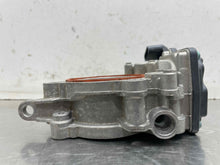 Load image into Gallery viewer, Throttle Body  BMW 530I 2017 - NW522536
