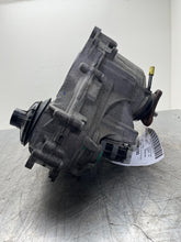 Load image into Gallery viewer, Transfer Case  BMW 530I 2017 - NW522527
