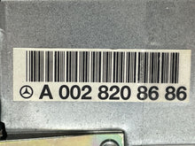 Load image into Gallery viewer, RADIO Mercedes 300D 300E 400E 1991 91 1992 92 1993 93 - NW444679
