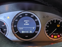 Load image into Gallery viewer, RADIATOR FAN ASSEMBLY Mercedes C350 C250 C300 E350 2008 08 09 10 11 12 13 - NW349423
