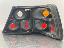 Load image into Gallery viewer, TAIL LIGHT LAMP ASSEMBLY 260E 300ce 300d 300e 300sd 300sdl 86-93 Left - NW444765
