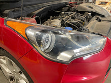 Load image into Gallery viewer, HEADLIGHT LAMP ASSEMBLY Hyundai Veloster 12 13 14 15 16 17 Right - NW522884

