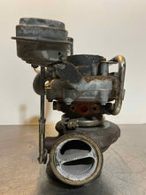Load image into Gallery viewer, Turbo  BMW X5M 2010 - NW449081
