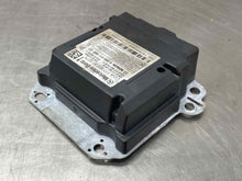 Load image into Gallery viewer, AIR BAG CONTROL MODULE COMPUTER CLA250 CLA45 GLA250 GLA45 15-16 - NW349342
