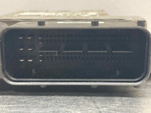Load image into Gallery viewer, ECU ECM Computer Hyundai Veloster 2012 - NW522765
