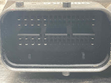 Load image into Gallery viewer, ECU ECM Computer Hyundai Veloster 2012 - NW522765
