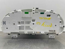 Load image into Gallery viewer, Speedometer Cluster Honda Accord 2007 - NW523420
