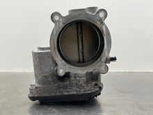Load image into Gallery viewer, Throttle Body Ford Explorer 2017 - NW523860
