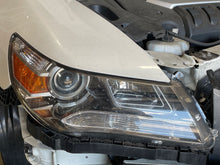 Load image into Gallery viewer, Headlight Lamp Assembly Acura RL 2009 - NW452362
