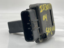 Load image into Gallery viewer, Mass Air Flow Sensor Meter MAF Sequoia Tundra 00 01 02 03 04 - NW5603
