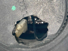 Load image into Gallery viewer, Headlight Lamp Assembly   2004 - NW350643

