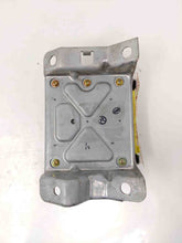 Load image into Gallery viewer, AIR BAG Computer Sequoia 2003 03 2004 04 - NW38427
