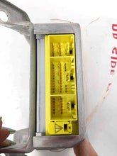 Load image into Gallery viewer, AIR BAG Computer Sequoia 2003 03 2004 04 - NW38427
