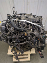 Load image into Gallery viewer, Engine Motor Kia Stinger 2019 - NW350475
