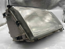Load image into Gallery viewer, HEADLIGHT LAMP ASSEMBLY S320 S350D S420 S500 S500 Coupe 95-99 Right - NW454322
