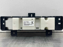 Load image into Gallery viewer, REAR TEMPERATURE CONTROLS Nissan Pathfinder 13 14 15 16 17 - NW523701
